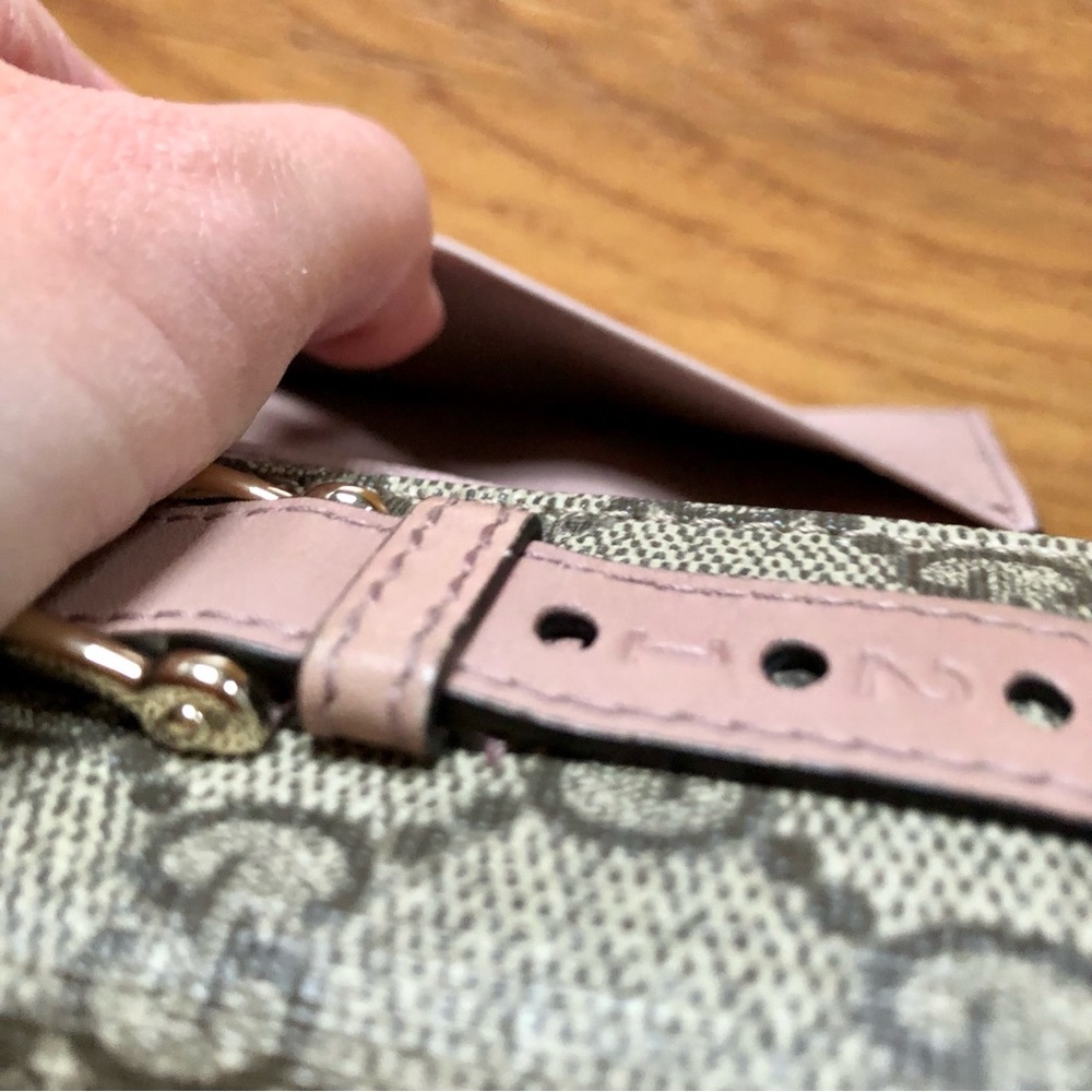 Gucci Key Card Holder Wallet - Picture 8 of 8